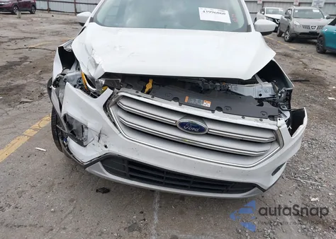 2018 Ford Escape Se из США, поврежденный, VIN 1FMCU0GDXJUD47108